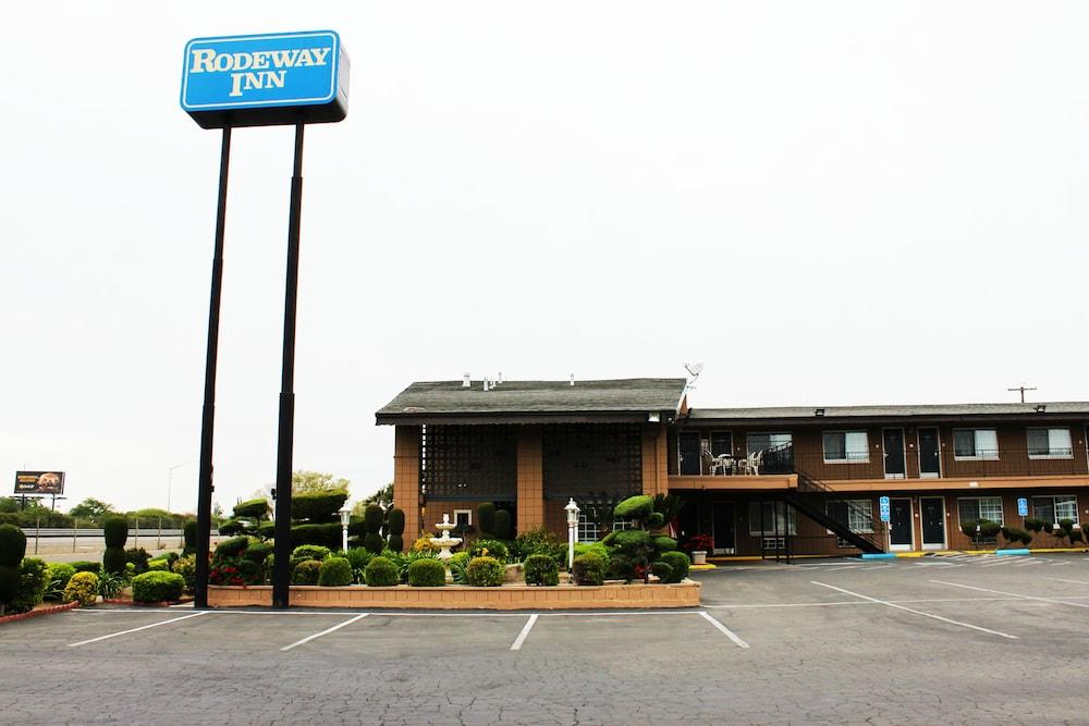 Rodeway Inn Near University-Gateway To Yosemite Merced Exterior photo