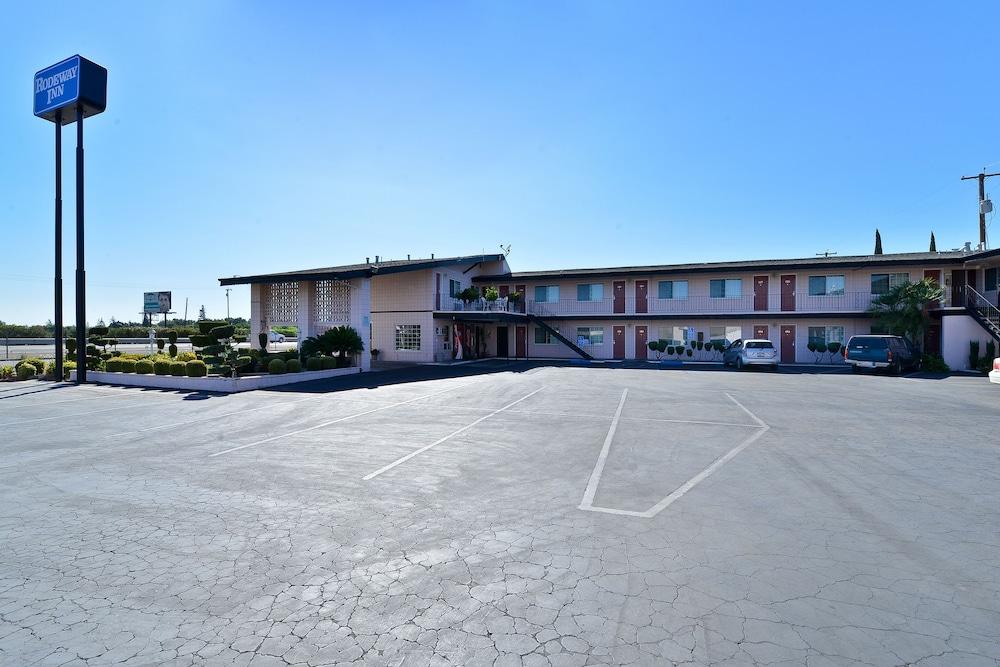 Rodeway Inn Near University-Gateway To Yosemite Merced Exterior photo